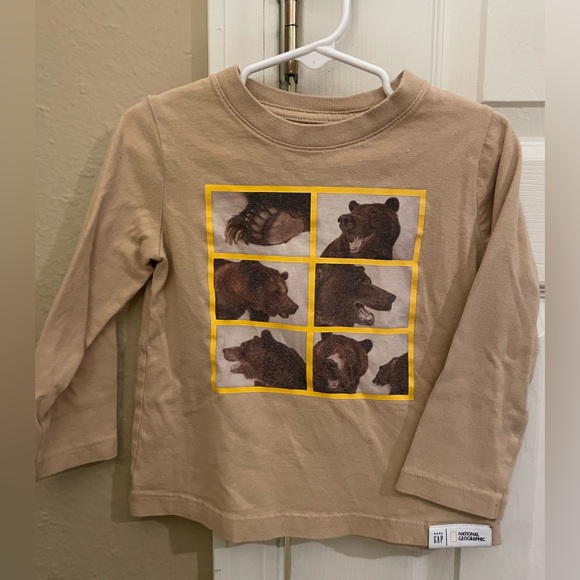 GAP x Nat Geographic toddler shirts - Picture 2 of 2